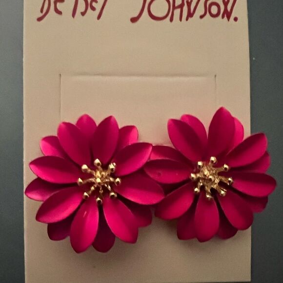 🌸 Betsey Johnson pretty in pink flower earrings 🌸 - Picture 2 of 9